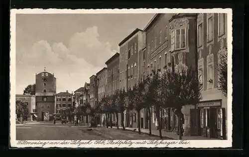 AK Tittmoning an der Salzach, Stadtplatz mit Salzburger Tor