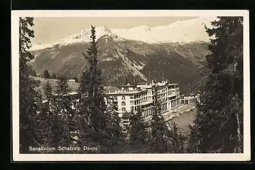 AK Davos, Sanatorium Schatzalp vor Bergspitze