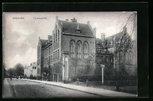 AK Salzwedel, Strassenpartie mit Gymnasium