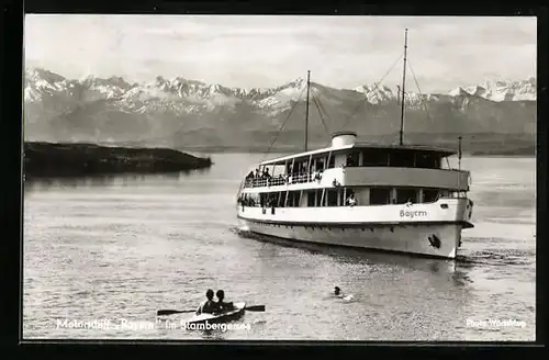 AK Motorschiff Bayern im Starnberger See, Paddelboot