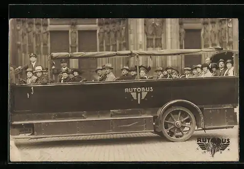 Foto-AK Autobus voller Touristen