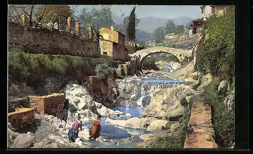Künstler-AK Photochromie Nr. 2633: San Remo, Frauen waschen Kleidung am Fluss