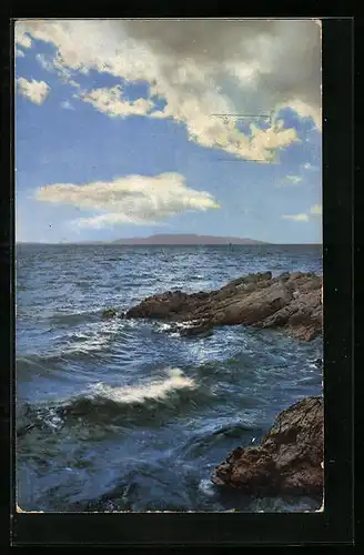 Künstler-AK Photochromie Nr. 1851: See mit Klippen unter Wolkenhimmel