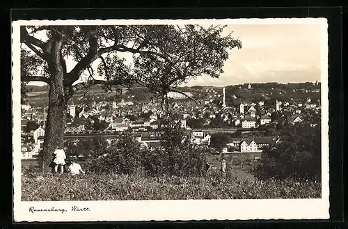 AK Ravensburg /Württ., Blick auf Ort mit 2 Kindern