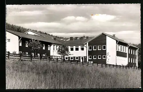 AK Burbach, Jugendherberge, An der Burg