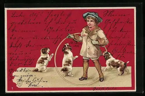 Präge-AK Junge mit Reifen und drei Hundewelpen