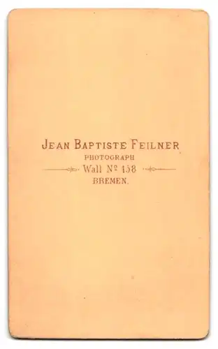 Fotografie Jean Baptiste Feilner, Bremen, Wall 158, Paar in modischer Sonntagskleidung beim Fotograf