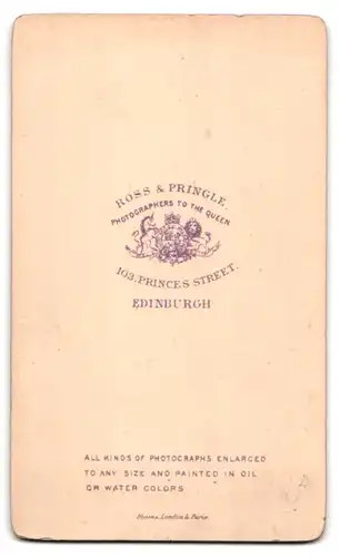 Fotografie Ross & Pringle, Edinburgh, 103, Princes Street, Kleiner Junge in modischer Kleidung