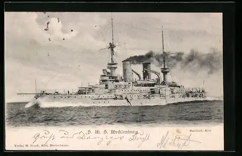 AK Kriegsschiff SMS Mecklenburg unter Volllast