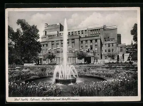 AK Bad Teplitz-Schönau, Stadttheater mit Leuchtbrunnen