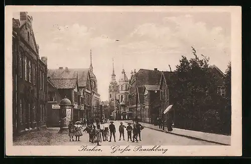 AK Itzehoe, Grosse Paaschburg mit Kirche und Kindergruppe