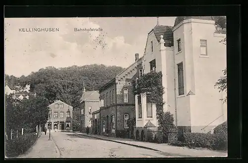 AK Kellinghusen, Bahnhofstrasse mit Haus W. Voss