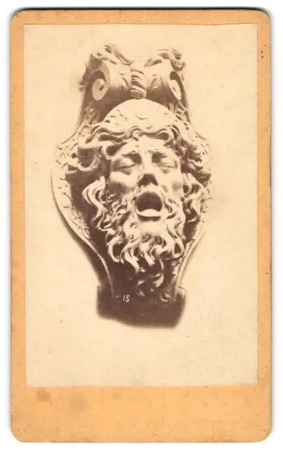 24 Fotografien A. Mensel, Berlin, Ansicht Berlin, 23 Köpfe sterbender Krieger von Andreas Schlüter im Zeughaus Innenhof 8