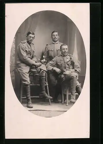 Foto-AK Österreichische Soldaten in Feldgrau