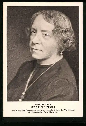 AK Portrait von Nationalrätin Gabrile Proft, Vorsitzende des Frauenzentralkomitees und Stellvertreterin des Vorsitzenden