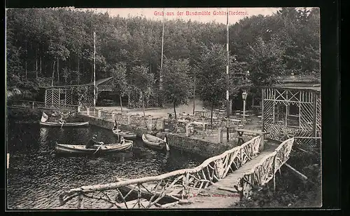 AK Gohlis-Niederau, Gasthaus Buschmühle, Holzbrücke mit Ruderbooten