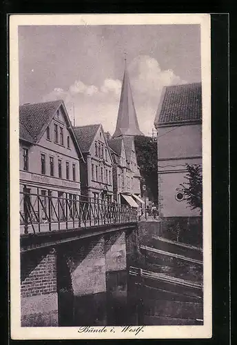 AK Bünde i. W., Ortspartie mit Kirche
