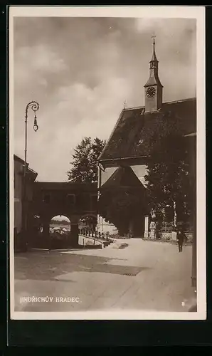 AK Jindrichuv Hradec, Kirche mit Torgang