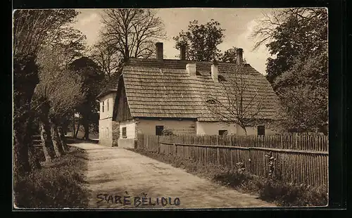 AK Staré Belidlo, Strassenpartie mit Gehöft
