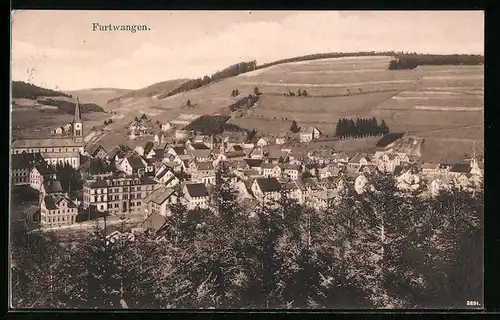 AK Furtwangen, Ortsansicht mit Kirche