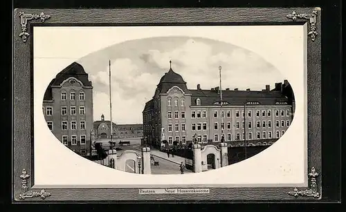 Passepartout-AK Bautzen, Neue Husarenkaserne aus der Vogelschau