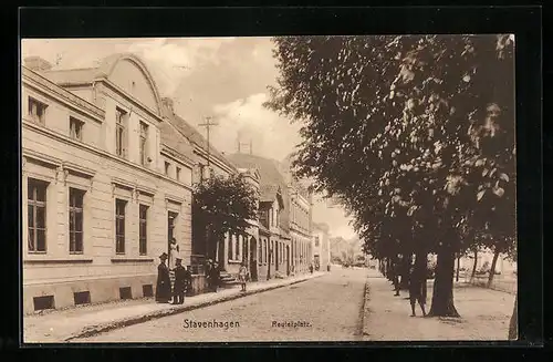 AK Stavenhagen, Ansicht Reuterplatz