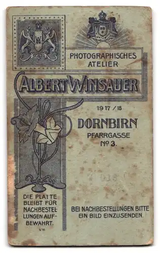 Fotografie Albert Winsauer, Dornbirn, Pfarrgasse 3, Junger Herr im Anzug mit Krawatte