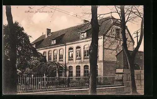 AK Satrup i. A., Schule, Strassenansicht