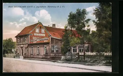 AK Harzburg, Hotel Deutsches Haus / Jugendheim mit Strasse