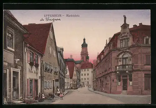 AK Uffenheim, Marktplatz mit Kirchturm