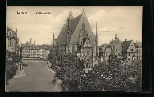 AK Leipzig, auf der Strasse vor der Thomaskirche