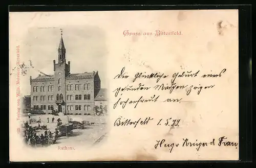 AK Bitterfeld, Markttreiben vor dem Rathaus