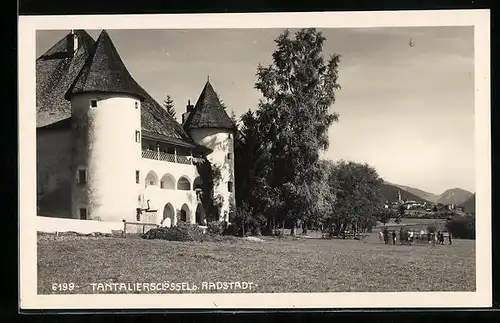AK Radstadt, auf der Wiese vor dem Tantalierschlössel
