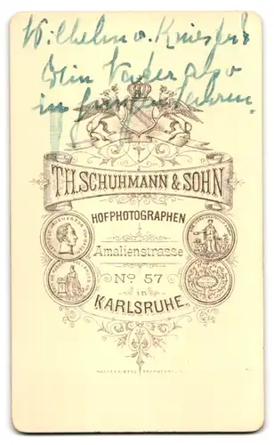Fotografie Th. Schuhmann & Sohn, Karlsruhe, Portrait junger Mann elegant im Jackett