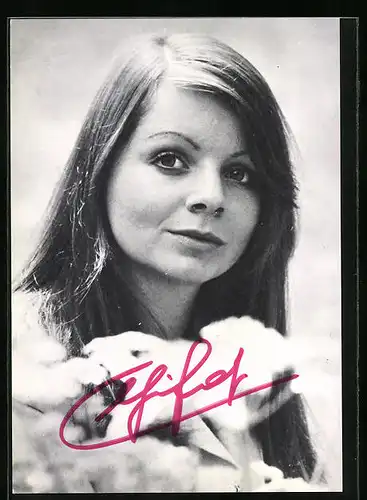 AK Musikerin Elfi Graf mit langen Haaren, Autograph