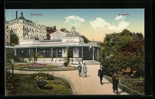 AK Karlsbad, Stadtpark mit Gebäude