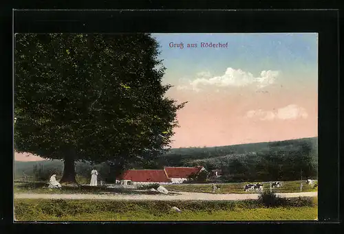 AK Röderhof bei Hildesheim, Damen unter dem Baum am Gut mit der alten Kapelle und einem Waldrestaurant