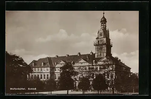 AK Wolfenbüttel, Blick auf das Schloss