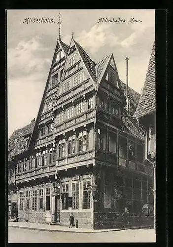 AK Hildesheim, vor dem altdeutschen Haus