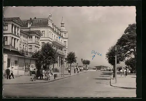 AK Ostseebad Zinnowitz, Strassenpartie
