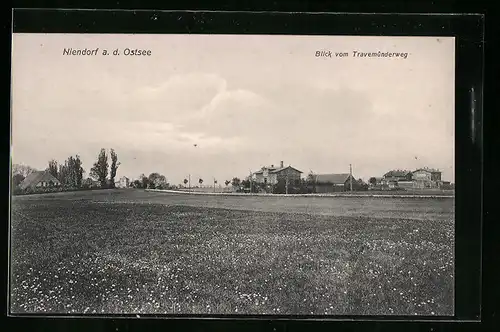 AK Niendorf a. d. Ostsee, Blick vom Travemünder Weg