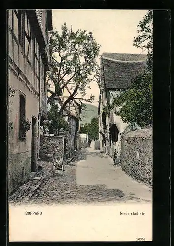 AK Boppard, Niederstadtstrasse mit einem Jungen