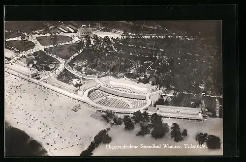 AK Berlin-Wannsee, Teilansicht Strandbad, Fliegeraufnahme