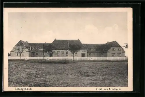AK Lindholm, Schulgebäude