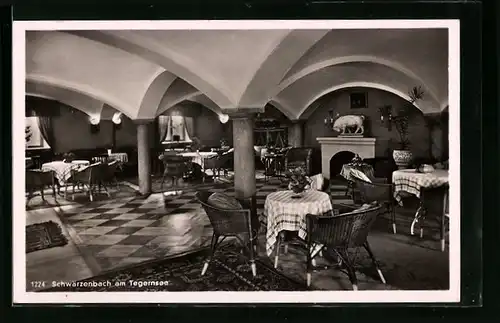 AK Schwärzenbach am Tegernsee, Inneres der Gaststätte Schwärzenbach