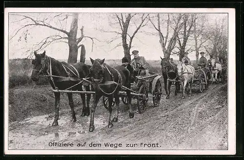 AK Deutsche Offiziere auf dem Weg zur Front