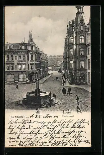 AK Flensburg, Partie am Nordermarkt mit Springbrunnen