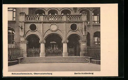 AK Berlin-Schöneberg, Hohenzollernschule in der Belziger Strasse, Oberrealabteilung, Eingang
