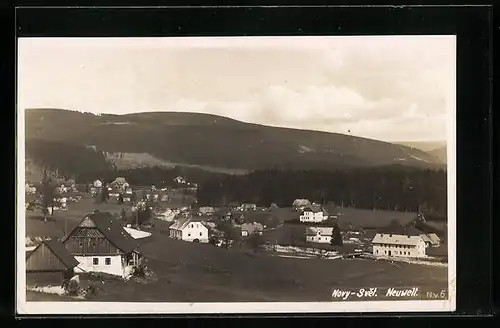 AK Neuwelt, Teilansicht mit hügeliger Landschaft