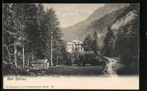 AK Bad Ratzes, Gasthaus im Grünen mit Bergpanorama
